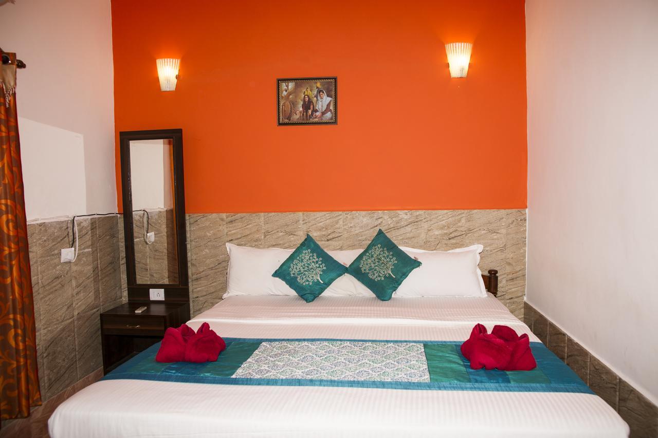 Oceans 7 Inn Calangute Exterior foto